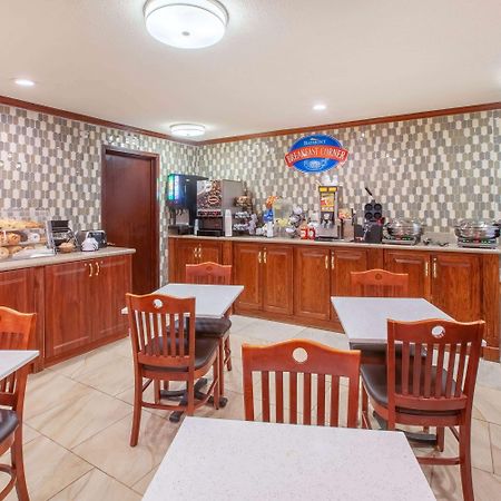 Hotel Baymont By Wyndham Grand Rapids Airport Cascade Zewnętrze zdjęcie